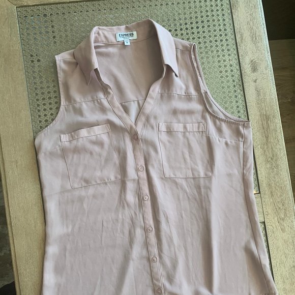 Express Tops - Mauve sleeveless portofino shirt